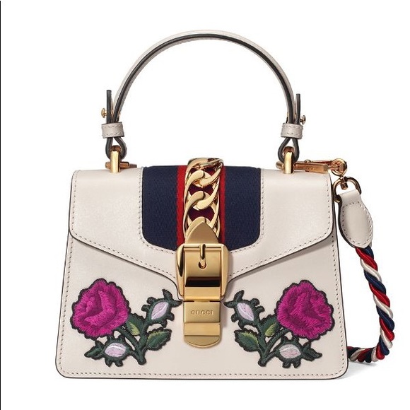 Gucci Sylvie leather mini bag - Picture 2 of 15